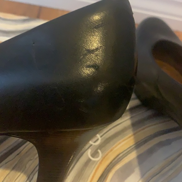 Clarks Heels - Picture 5 of 5